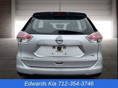 Used 2016 Nissan Rogue S image 5