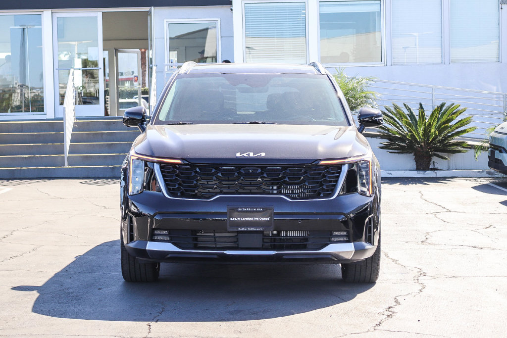 Certified 2025 Kia Sorento SX FWD image 2