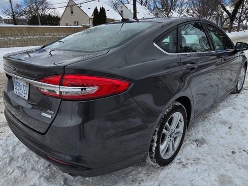 Used 2018 Ford Fusion S image 16