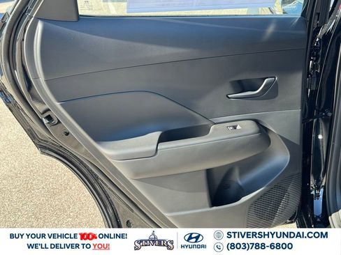 New 2026 Hyundai Kona SE image 17