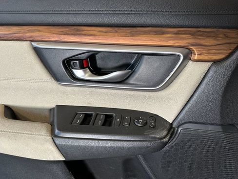 Used 2018 Honda CR-V EX image 18