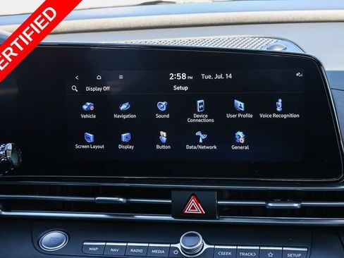 Certified 2024 Hyundai Elantra SEL FWD image 16