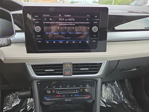 New 2026 Volkswagen Taos SE AWD/4WD image 18