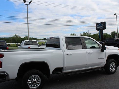 Used 2024 Chevrolet Silverado 2500 LT w/ Convenience Package AWD/4WD image 7
