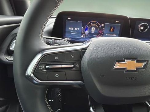 Used 2026 Chevrolet Traverse LT w/ Driver Confidence Package image 22