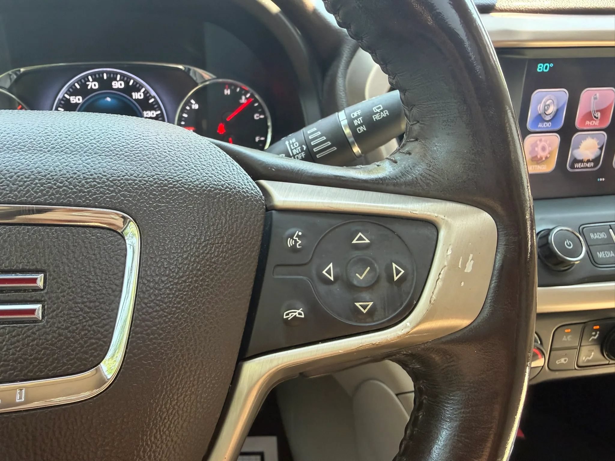 Used 2018 GMC Acadia Denali AWD/4WD image 29