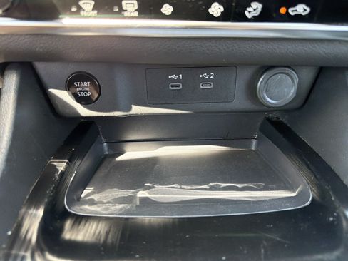 Used 2024 Nissan Rogue SV AWD/4WD image 27