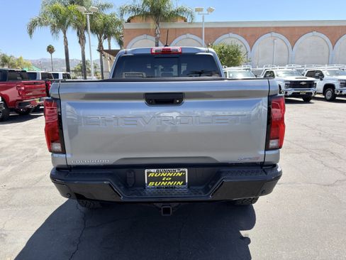Used 2024 Chevrolet Colorado ZR2 w/ ZR2 Convenience Package III AWD/4WD image 7