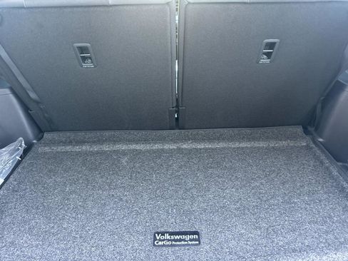 New 2026 Volkswagen Atlas SE image 15