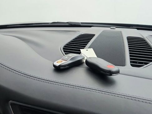 Used 2017 Porsche 911 Carrera S image 35