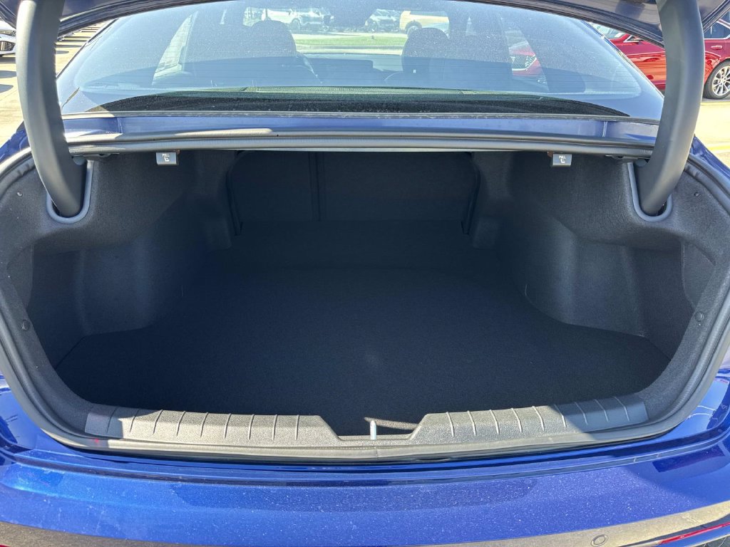 New 2027 Kia K5 GT-Line AWD/4WD image 9