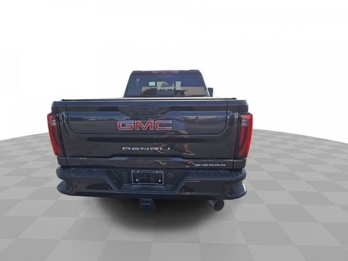 New 2025 GMC Sierra 2500 Denali w/ Denali Reserve Package image 7