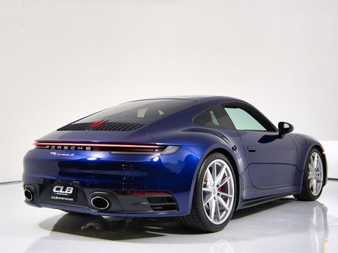 Used 2021 Porsche 911 Carrera S RWD image 12