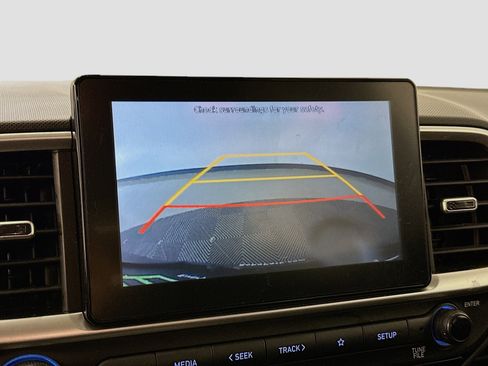 Used 2021 Hyundai Venue SE FWD image 22