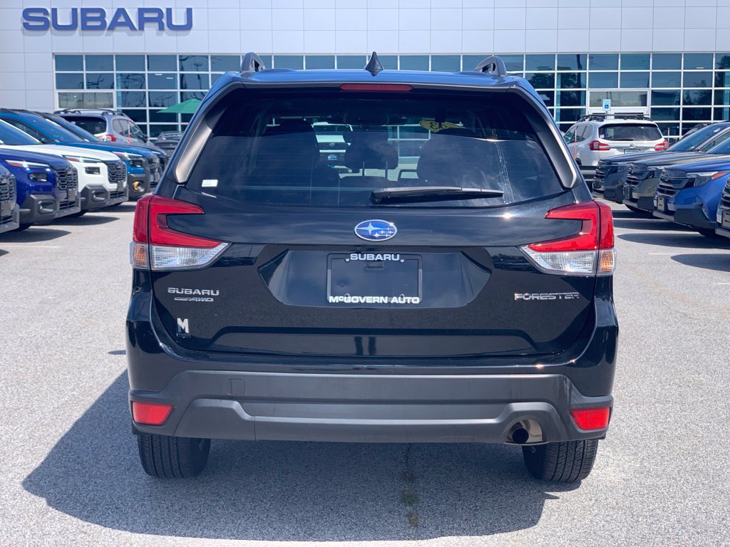 Used 2023 Subaru Forester Premium AWD/4WD image 8