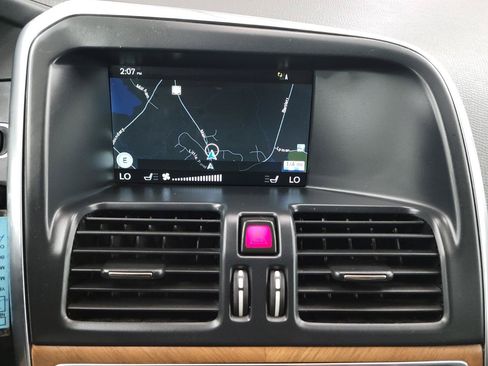 Used 2017 Volvo XC60 T5 Inscription AWD/4WD image 17