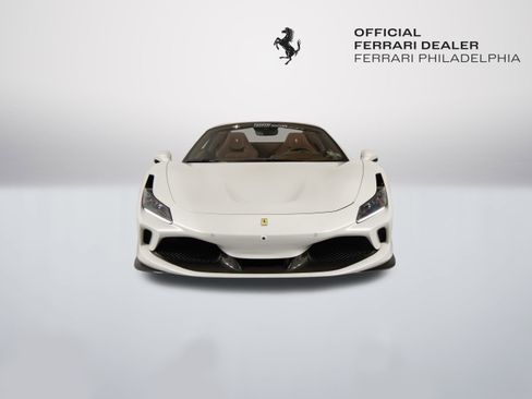 Certified 2022 Ferrari F8 Tributo RWD image 2