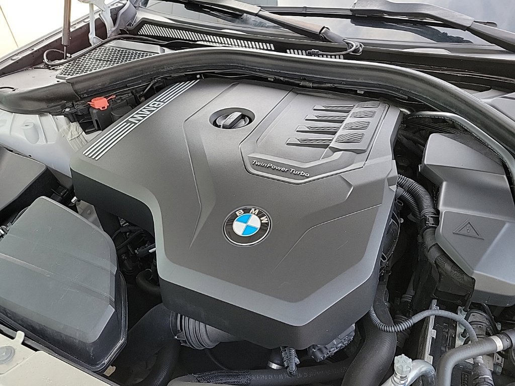 Used 2019 BMW 330i xDrive Sedan w/ Convenience Package AWD/4WD image 33