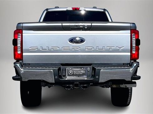 Used 2024 Ford F250 Lariat w/ Chrome Package image 6