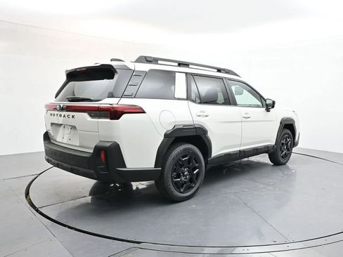 Used 2026 Subaru Outback Limited image 7