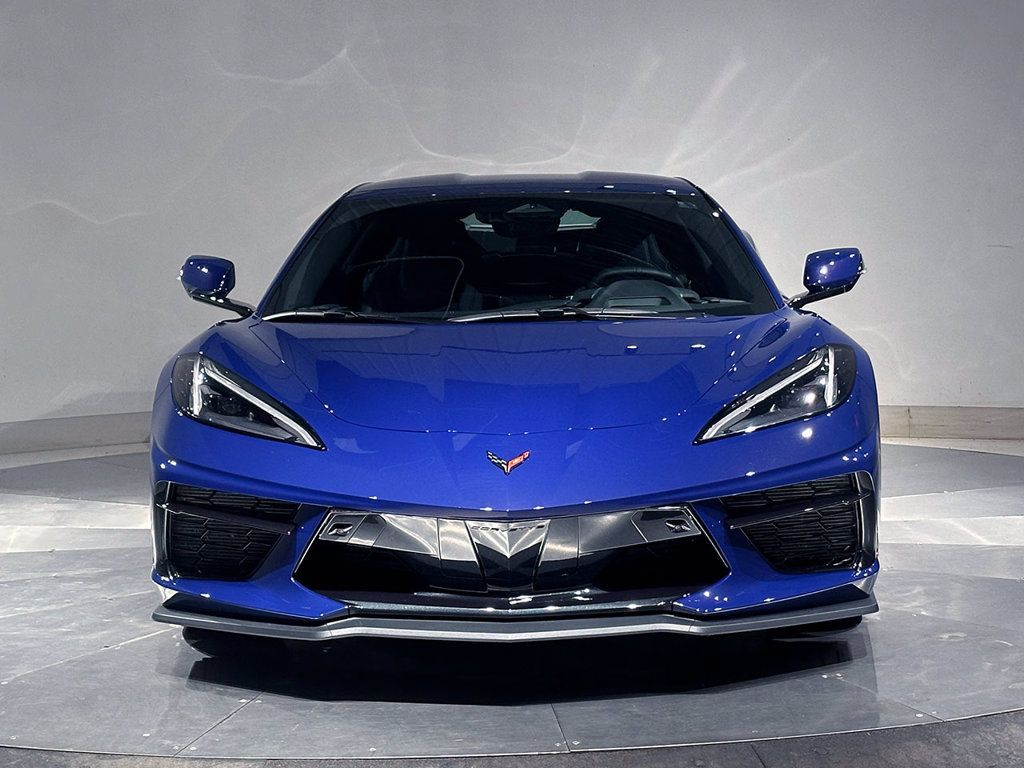 Used 2025 Chevrolet Corvette Stingray Preferred Cpe w/ 2LT RWD image 3