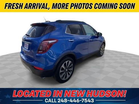 Used 2018 Buick Encore Essence image 2