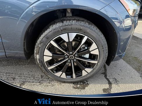 Used 2026 Volvo XC60 B5 Plus w/ Protection Package Premier image 10