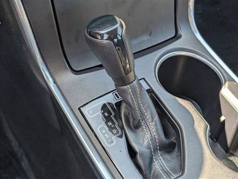 Used 2015 Toyota Camry LE FWD image 12