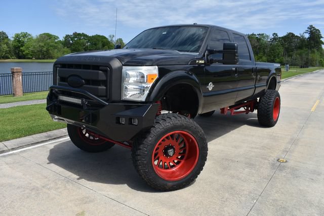 Used 2015 Ford F350 Platinum w/ FX4 Off-Road Package AWD/4WD image 6