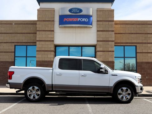 Used 2019 Ford F150 Lariat w/ Equipment Group 502A Luxury image 5