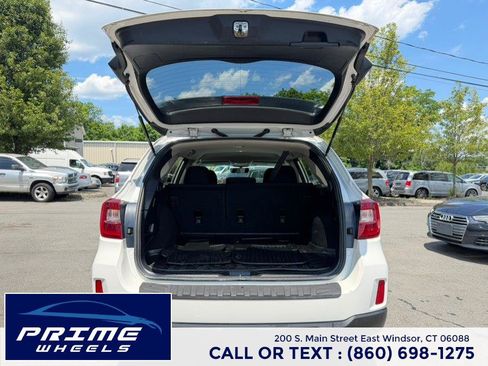 Used 2017 Subaru Outback 2.5i Premium AWD/4WD image 13