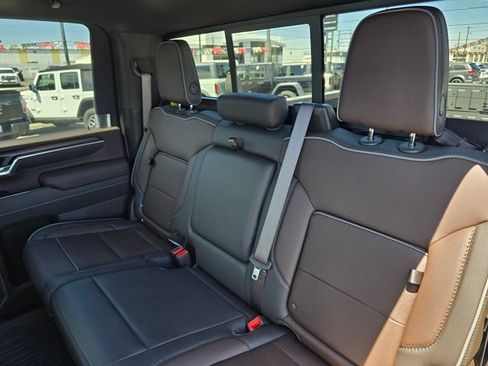 New 2026 GMC Sierra 3500 Denali w/ Denali Reserve Package AWD/4WD image 17