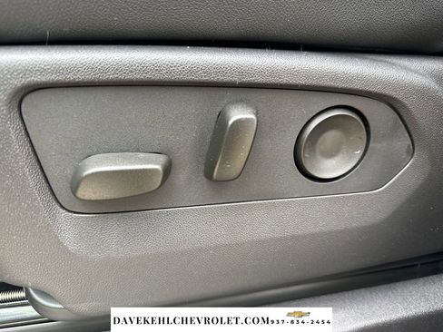 Used 2024 Chevrolet Silverado 2500 ZR2 w/ Technology Package image 16