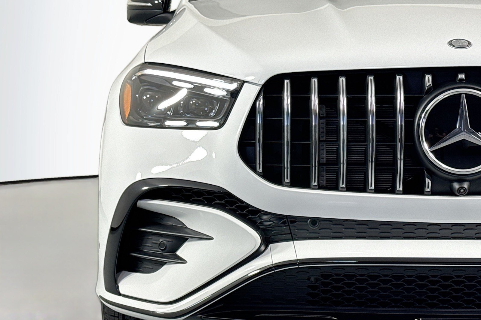 New 2026 Mercedes-Benz GLE 53 AMG 4MATIC Coupe image 13