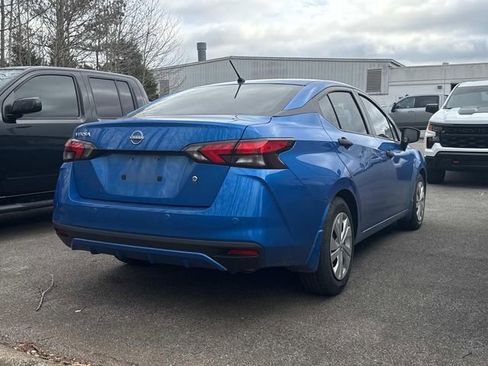 Used 2023 Nissan Versa S w/ Trunk Package image 4
