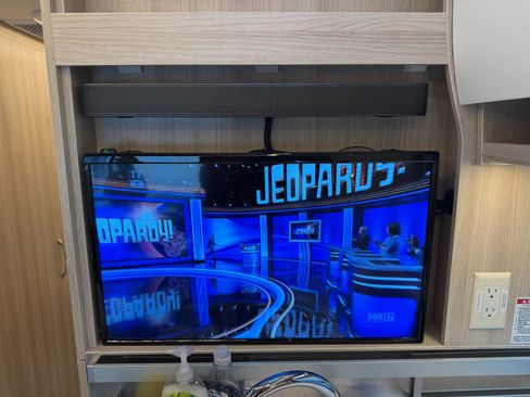 Used 2020 Mercedes-Benz Sprinter 3500 image 53