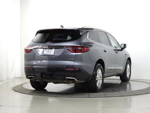 Used 2019 Buick Enclave Essence image 9