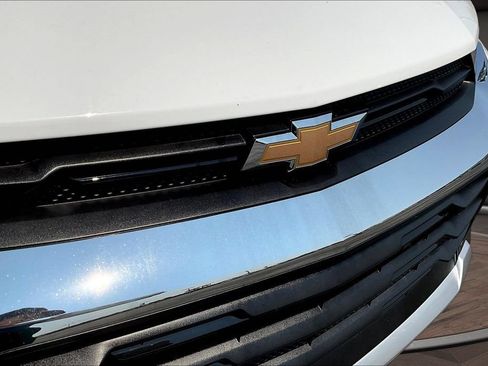 Used 2023 Chevrolet TrailBlazer LT w/ Convenience Package FWD image 36