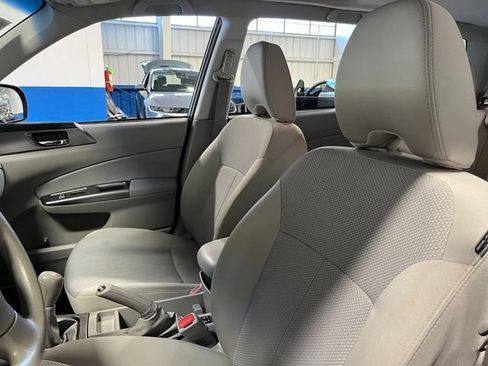 Used 2012 Subaru Forester 2.5X Premium AWD/4WD image 23