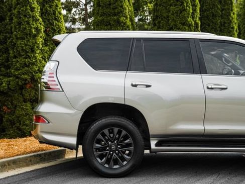 Used 2021 Lexus GX 460 Premium w/ Premium Package AWD/4WD image 13