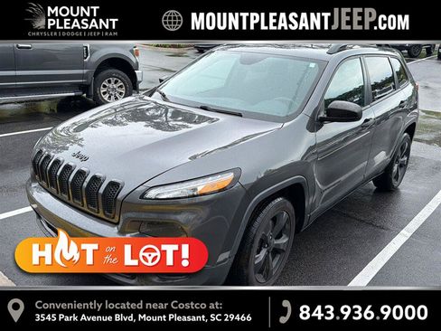 Used 2017 Jeep Cherokee Sport FWD image 1