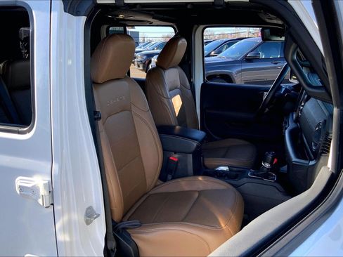 Certified 2021 Jeep Wrangler Unlimited Sahara w/ Dual Top Group image 7