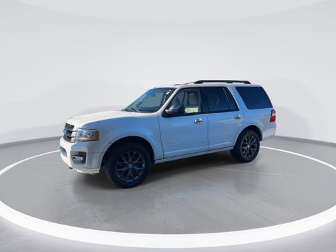 Used 2017 Ford Expedition Limited w/ Equipment Group 301A image 5