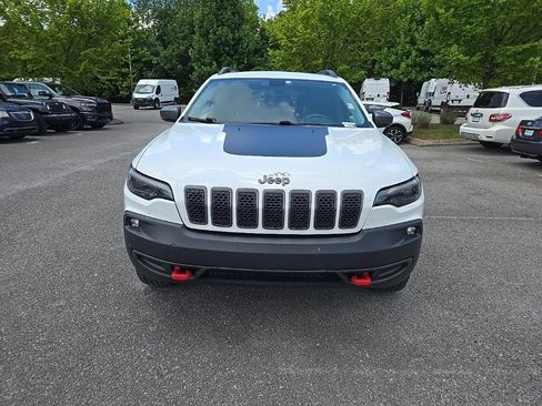 Used 2019 Jeep Cherokee Trailhawk w/ Cold Weather Group AWD/4WD image 2