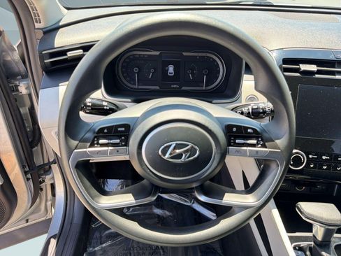 Used 2022 Hyundai Tucson SEL w/ Cargo Package FWD image 10