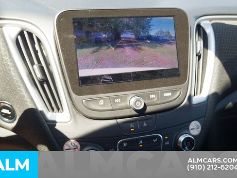 Used 2023 Chevrolet Malibu LT image 9