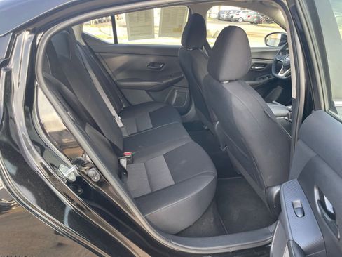 Used 2025 Nissan Sentra SV FWD image 29