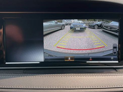 Used 2016 Mercedes-Benz S 550 4MATIC Sedan image 11