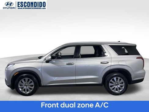 Certified 2025 Hyundai Palisade SEL image 3