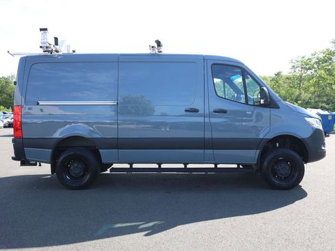 Used 2024 Mercedes-Benz Sprinter 2500 image 6